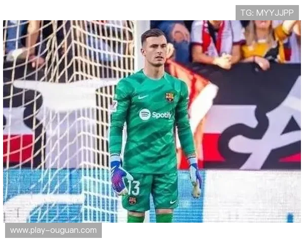 前巴萨门将佩尼亚4次扑救,获评单场最佳