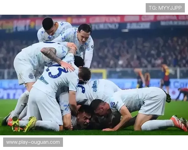 国米新闻网：帕拉西奥斯若再拒离队将被下放至二队